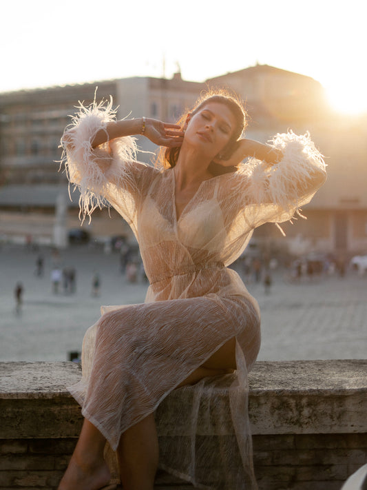 Feather robe Robe by Semita Amoris - Photo 2