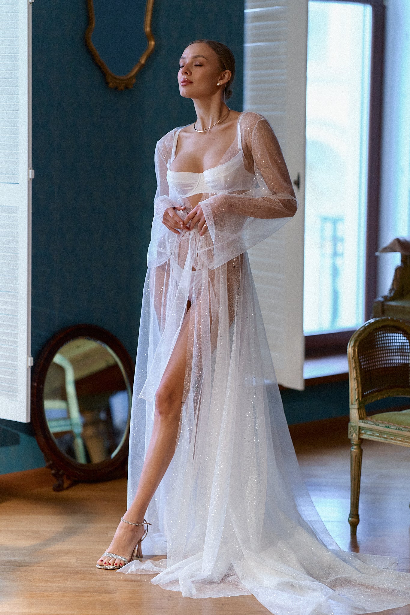 Handmade Long Bridal Robe by Semita Amoris - Photo 3